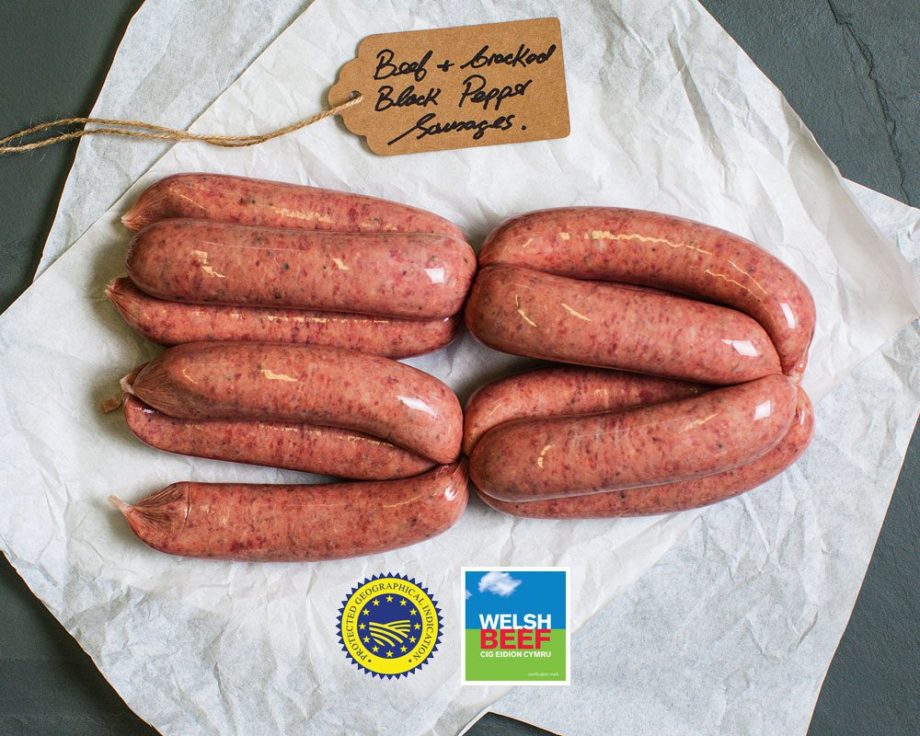 Beef and cracked black pepper sausages